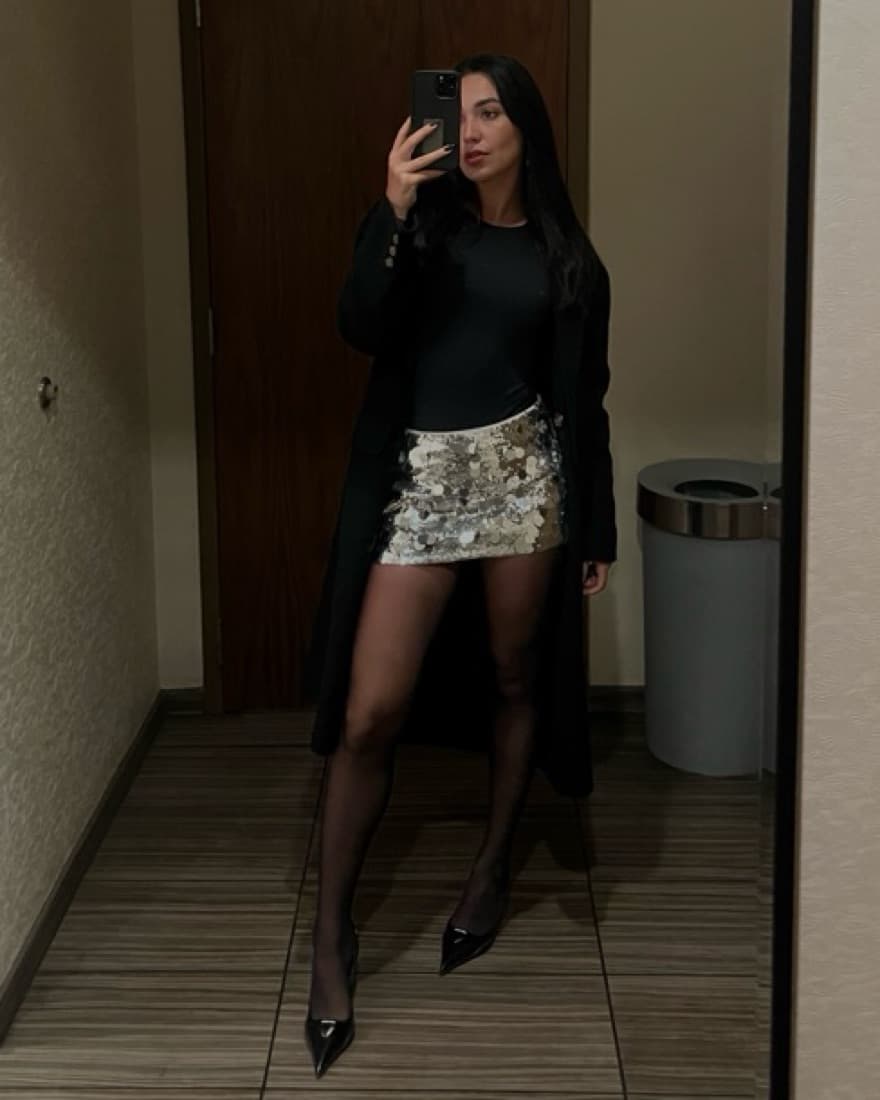 GUIZIO Low Rise Skirt - Image 2