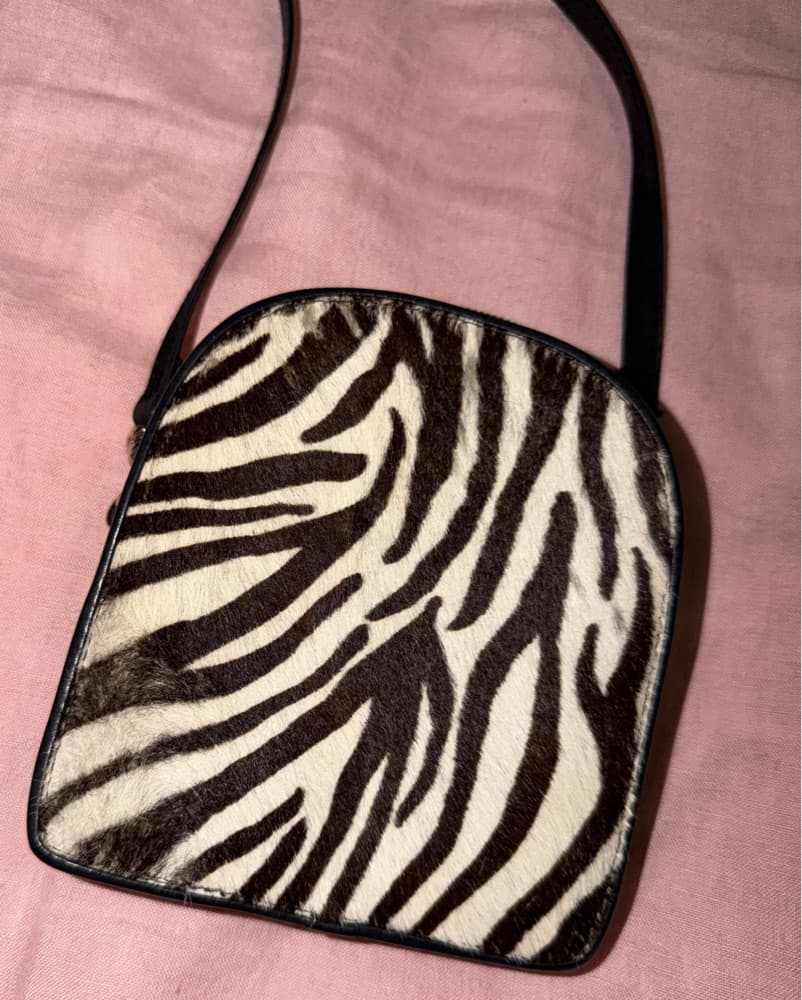Vintage Zebra Print Crossbody Bag - Image 2
