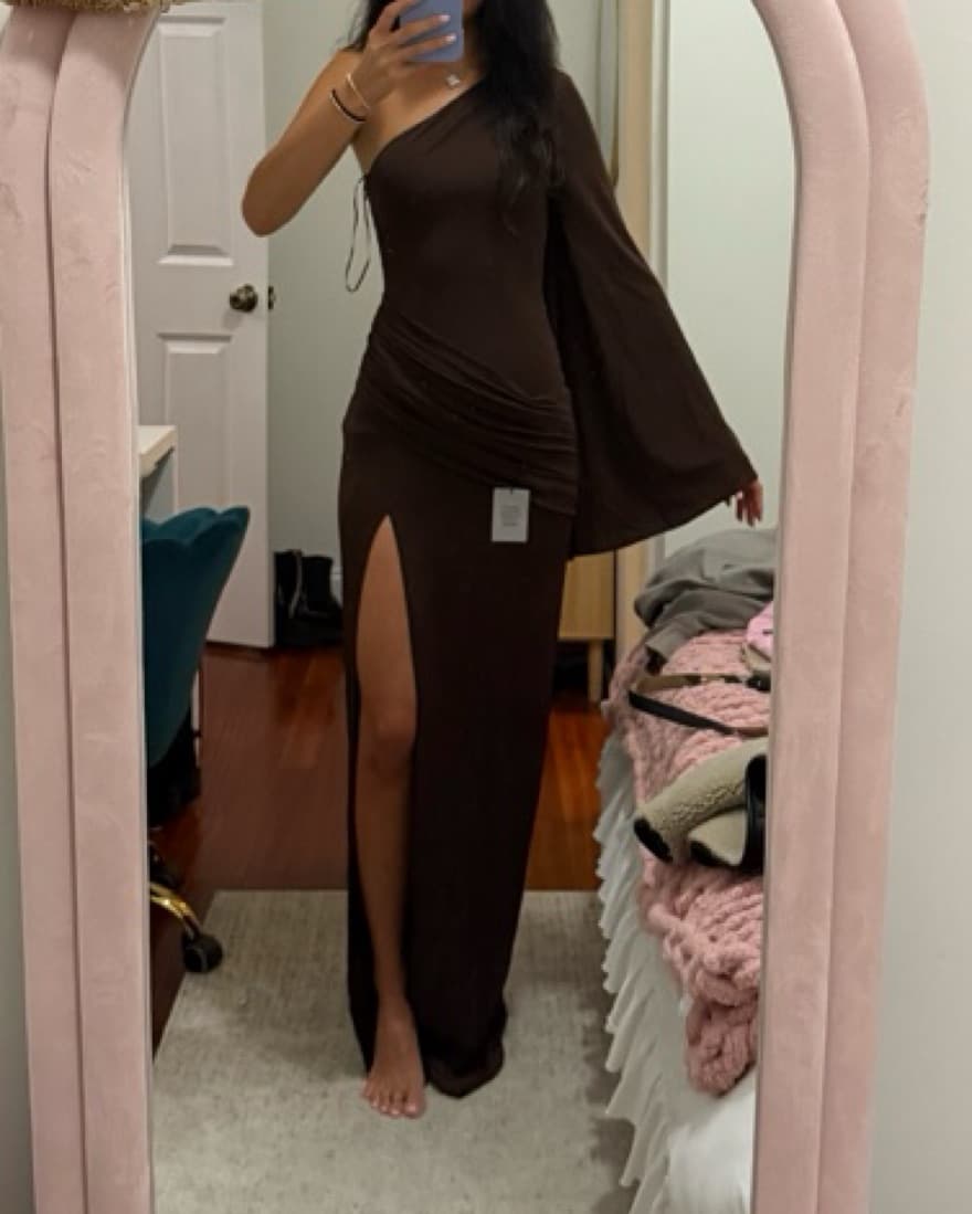 Michael Costello Maxi One Shoulder Dress - Image 4