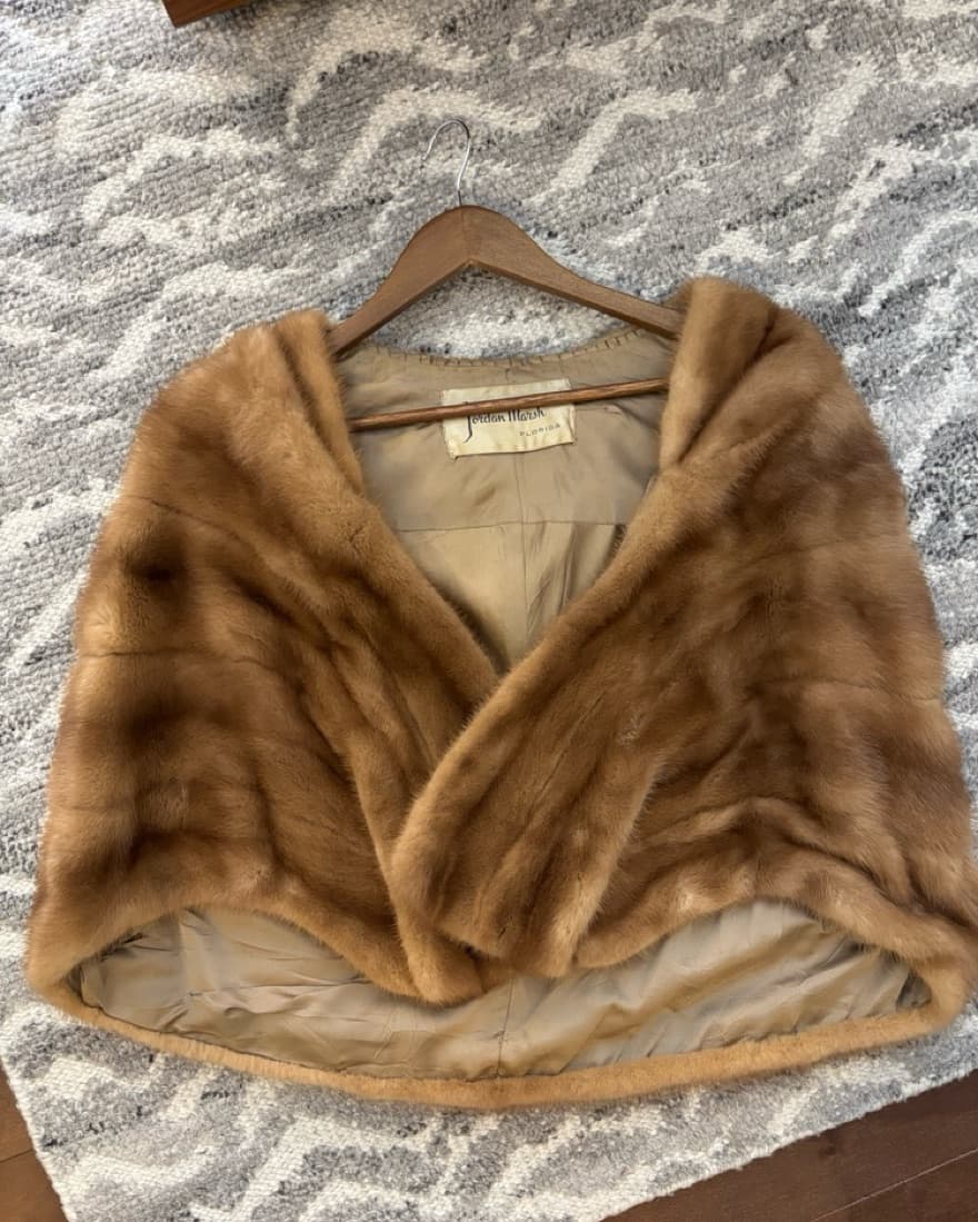 Fur Shawl - Image 2