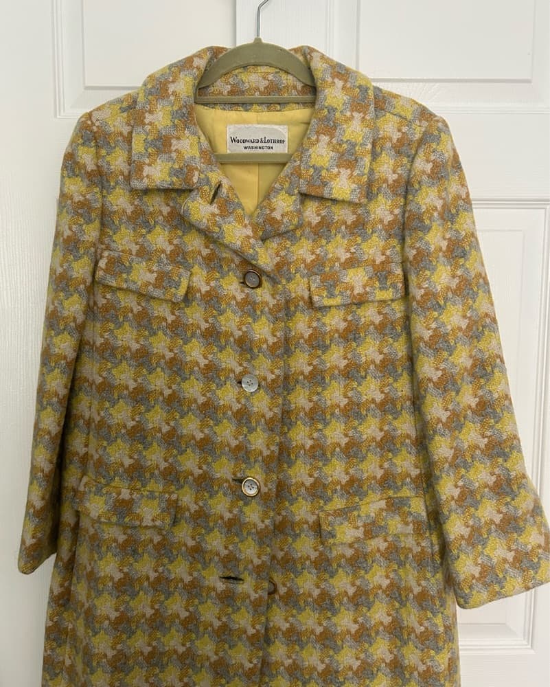 Vintage Woodward&Lothrop Yellow Coat - Image 2