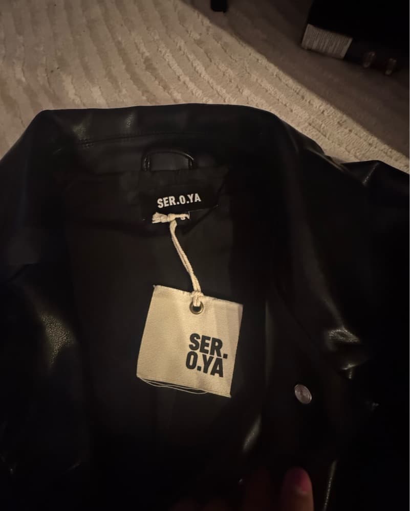Seroya Edgy Faux Leather Cropped Jacket - Image 4