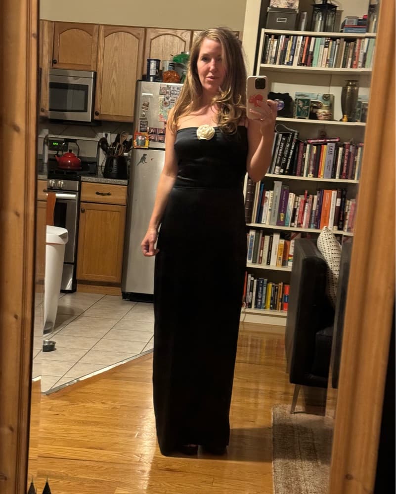 Black frankie Silk Dress With Flower - Image 2