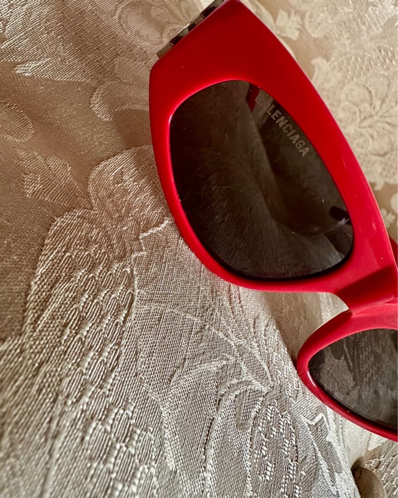 Balenciaga slim red sunglasses - Image 5