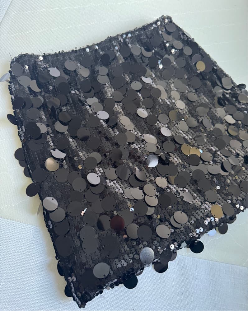 Black Sequin Mini Skirt - Image 3