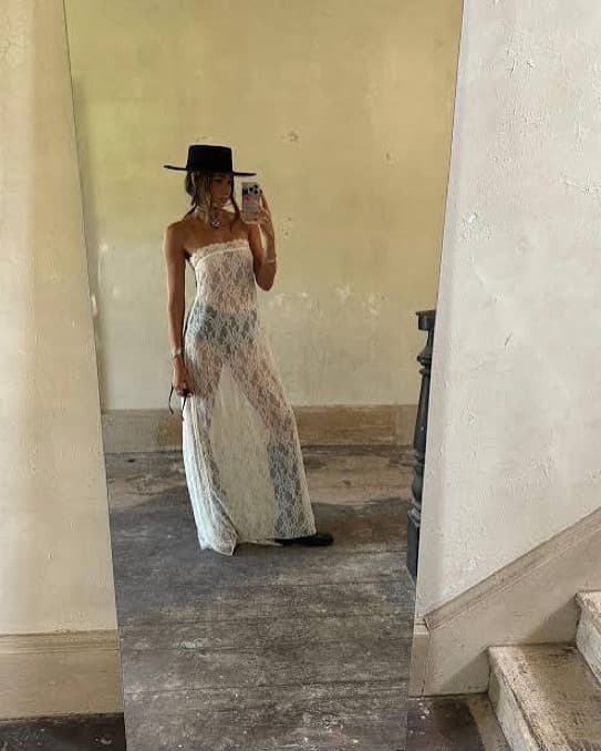 Lace Maxi Dress - Image 4