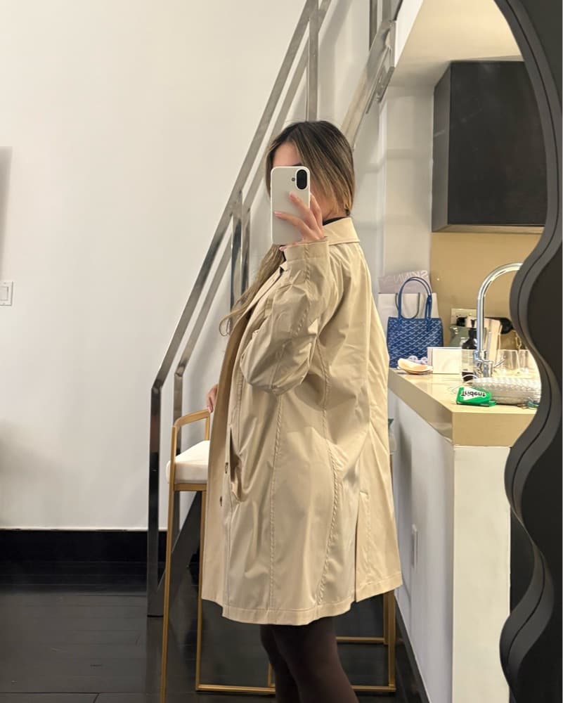 Chic Beige Trench Coat - Image 2