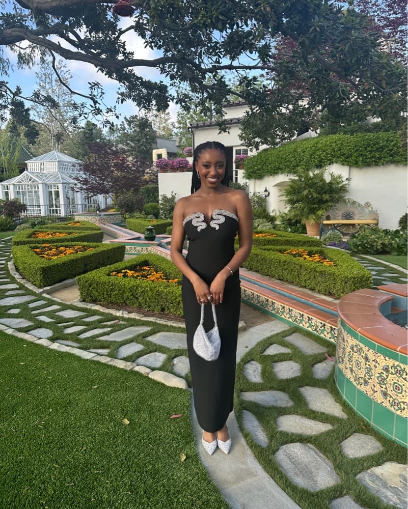 Elegant Black Strapless Gown - Image 2