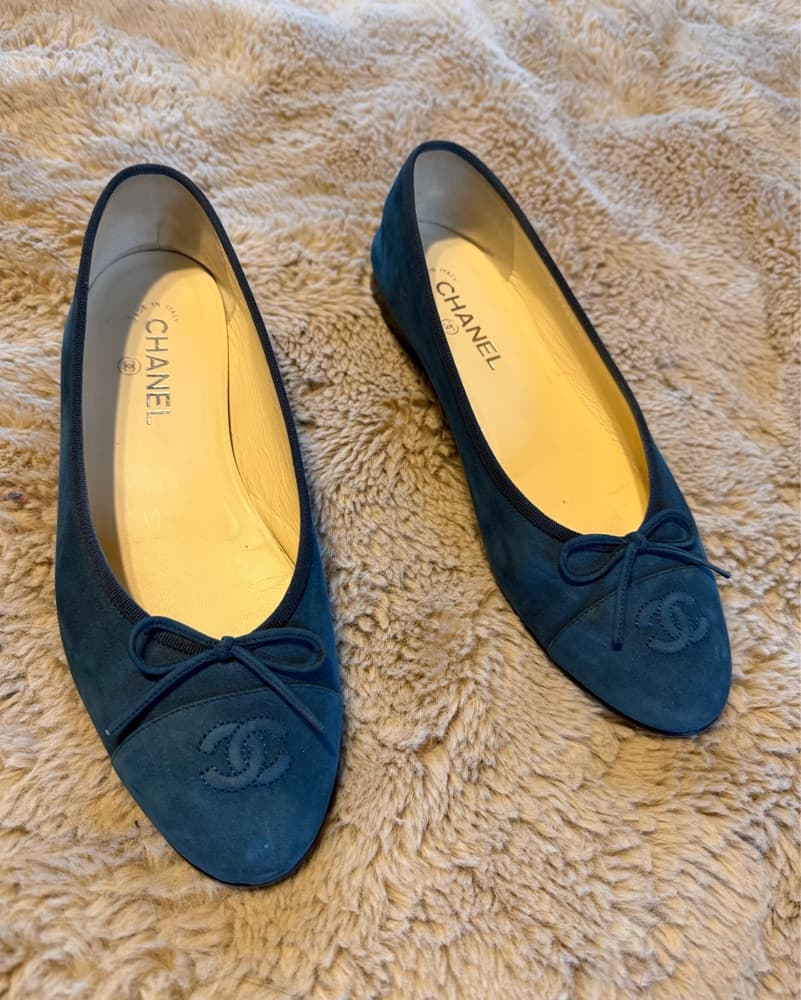 Chanel Blue Suede Flats - Image 2