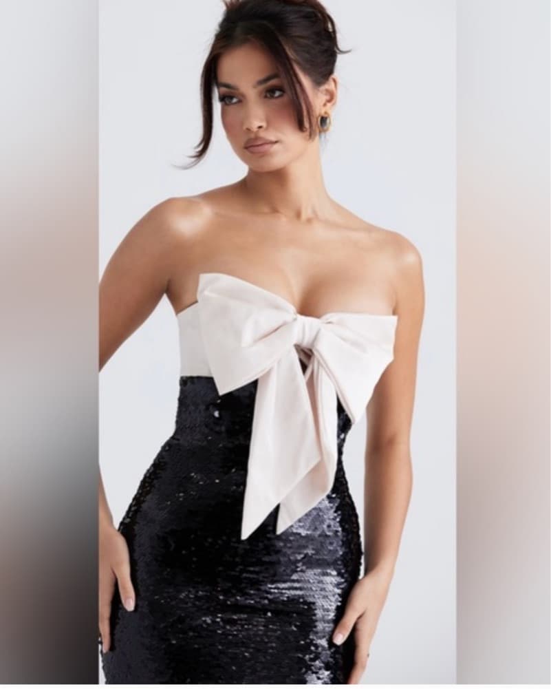 Stunning Sequin Gown with Bow Accent - Image 3