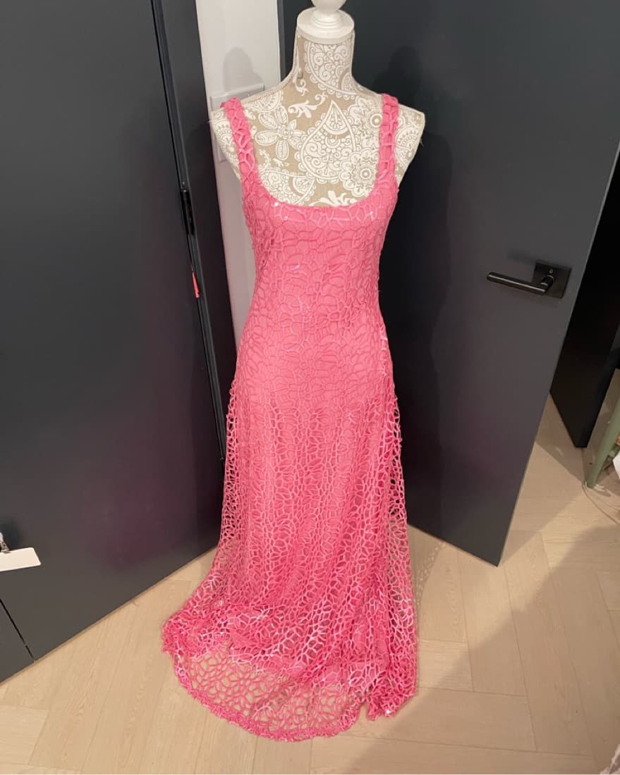 Pink ML Monique Lhuillier Gown - Image 3
