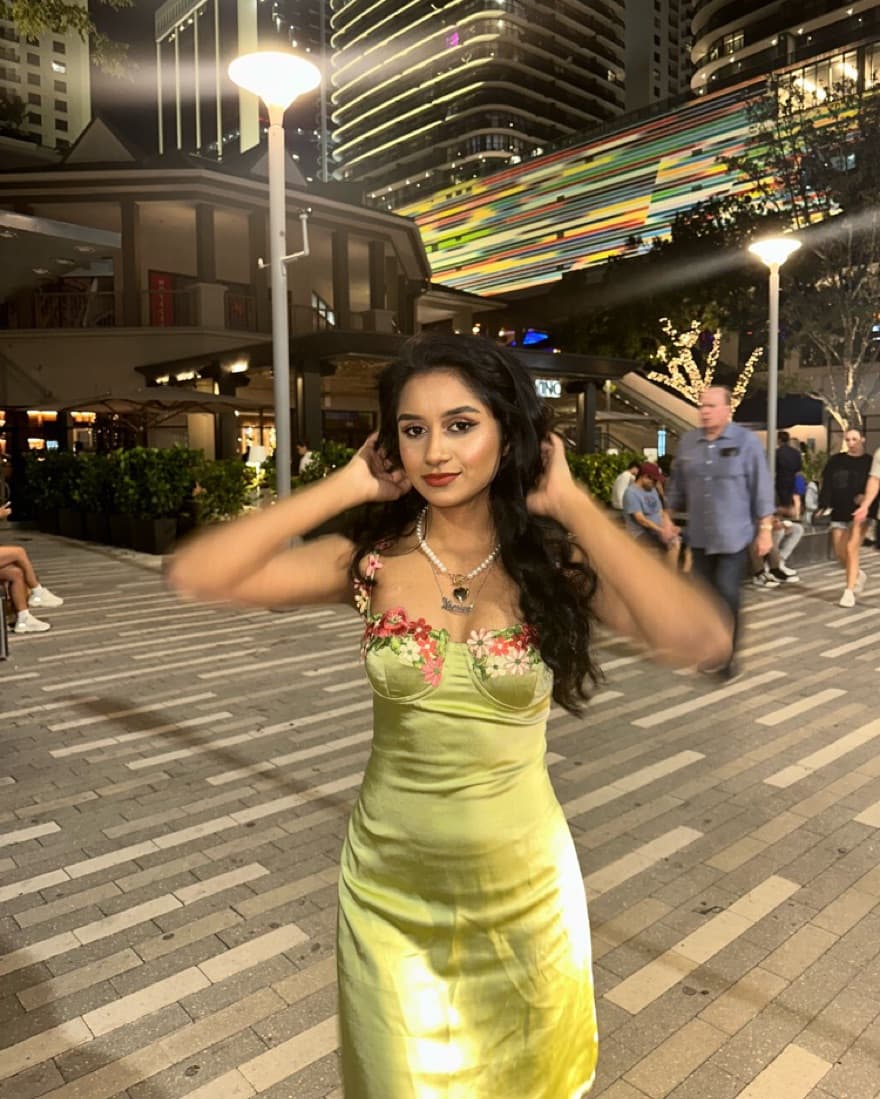 Mini Floral Green Dress  - Image 1