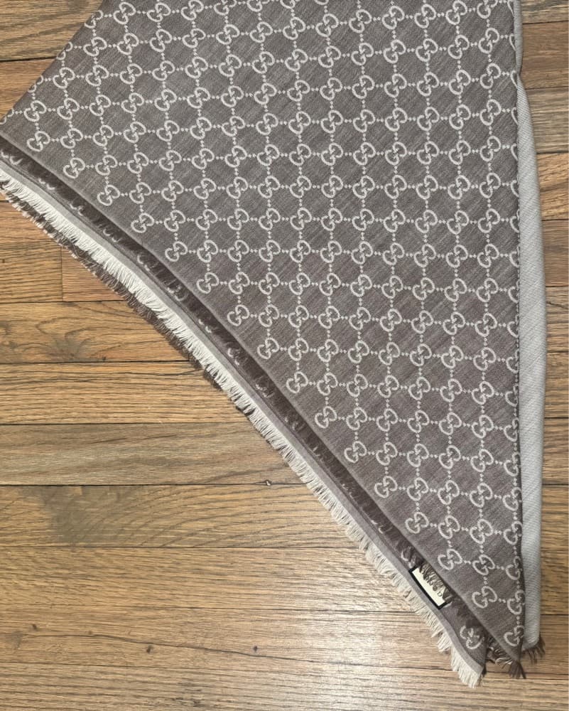 GUCCI Wool And Silk Pashmina Scarf  - Image 2