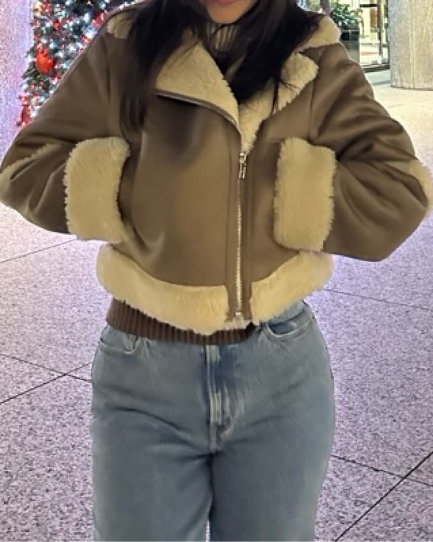 Cozy Chic Faux Shearling Jacket - Image 4