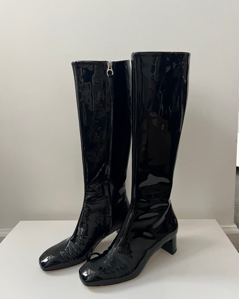 Aeyde Marty Patent Leather Boots - Image 3