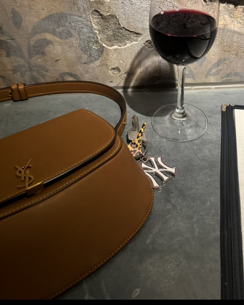 Saint Laurent Shoulder Bag  - Image 5