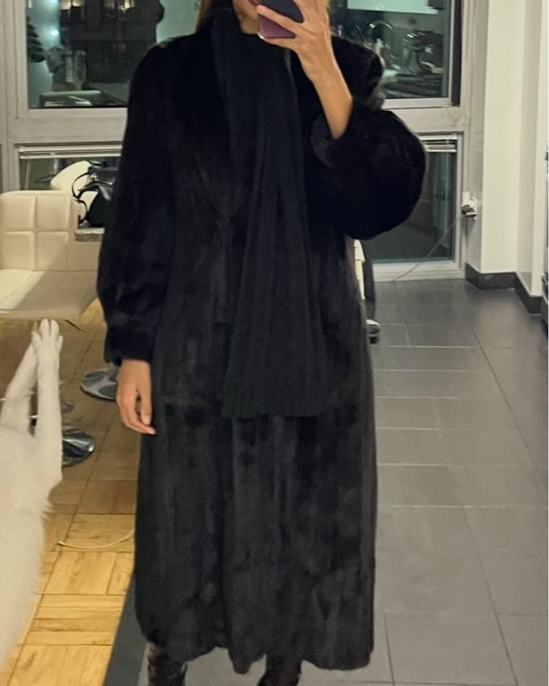 Authentic Mink Fur Coat  - Image 1