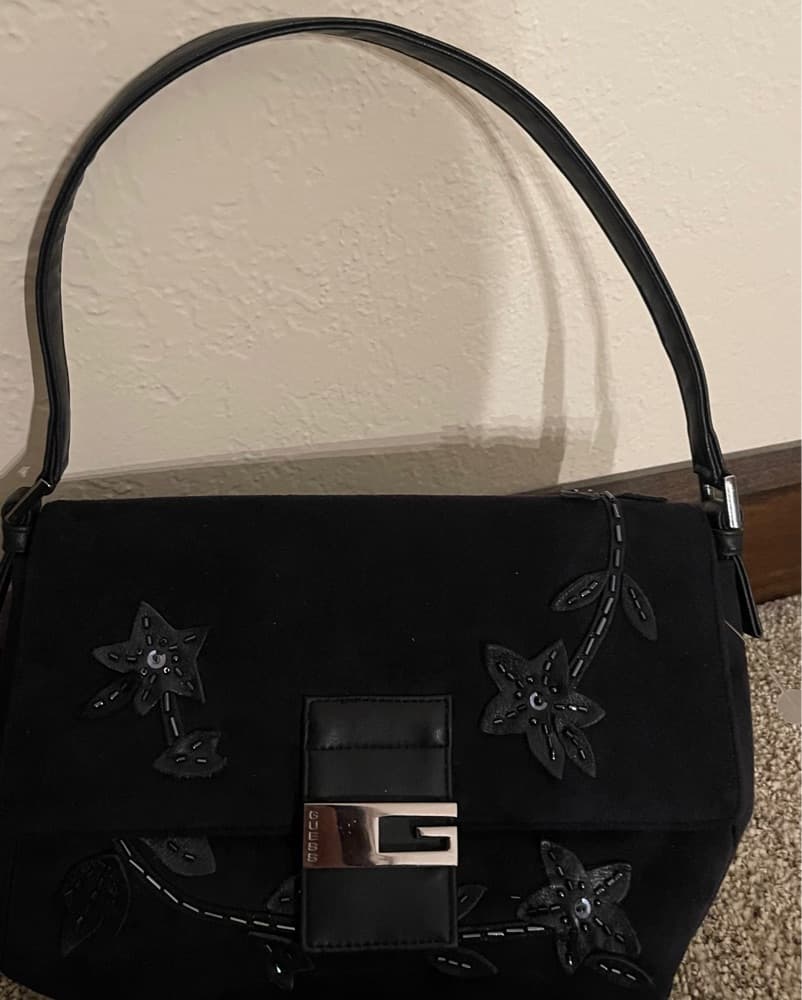 Vintage Guess Black Floral Bag  - Image 2