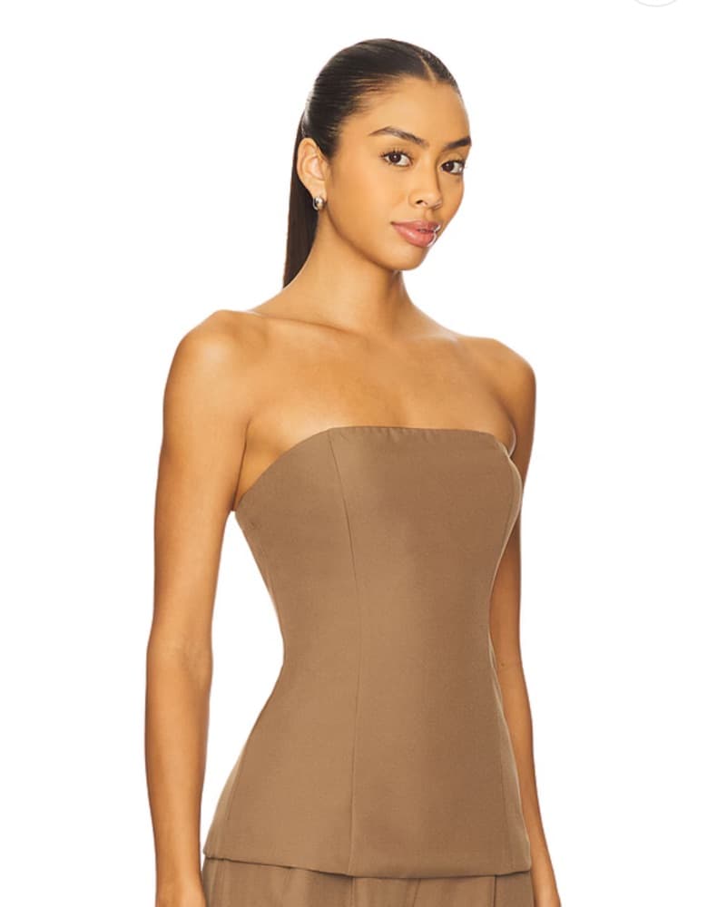 Brown set  - Image 3