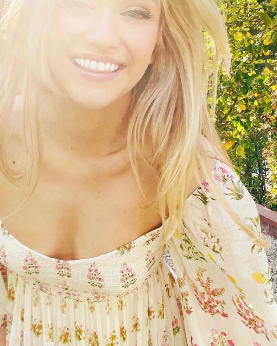 Hermant And Nandita Floral Chiffon Mini - Image 3
