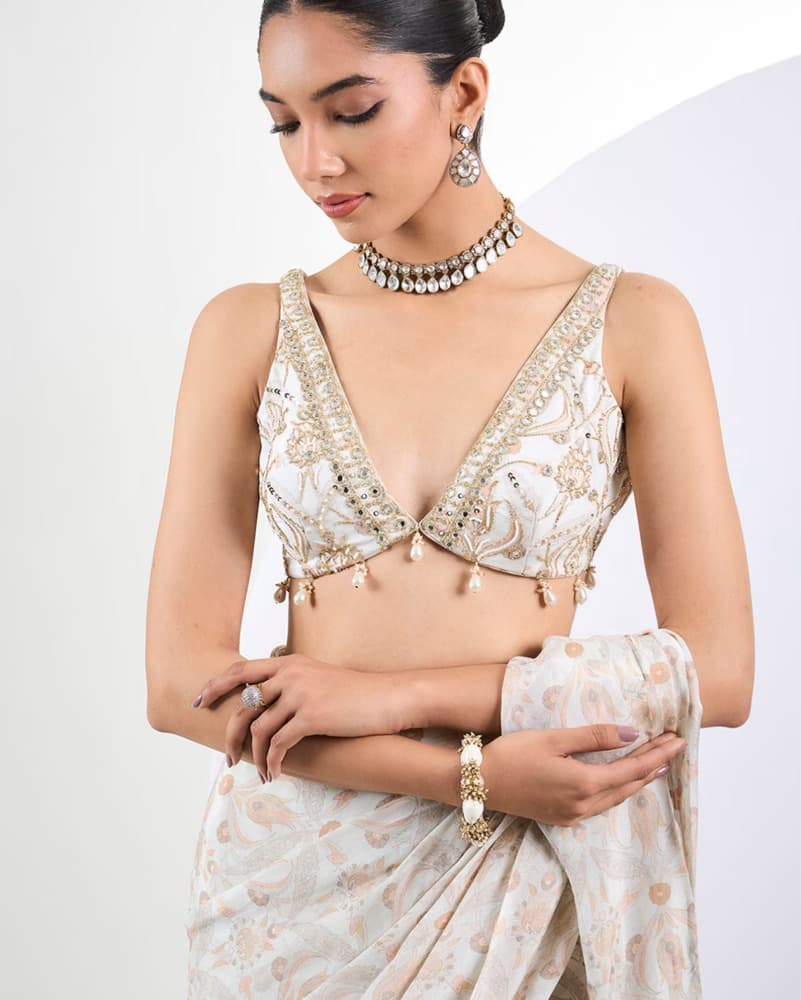 Cream Pre-Stitched Saree - Image 6