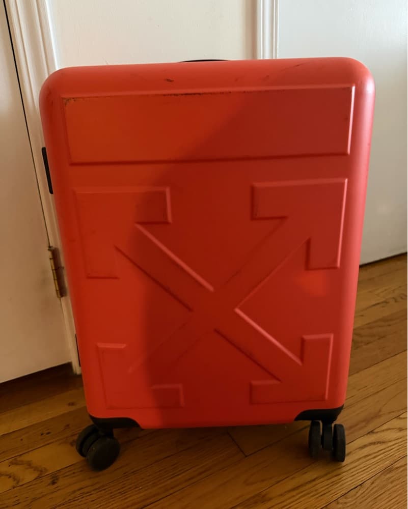 Vibrant Off-White Arrow Trolley Suitcase - Image 3