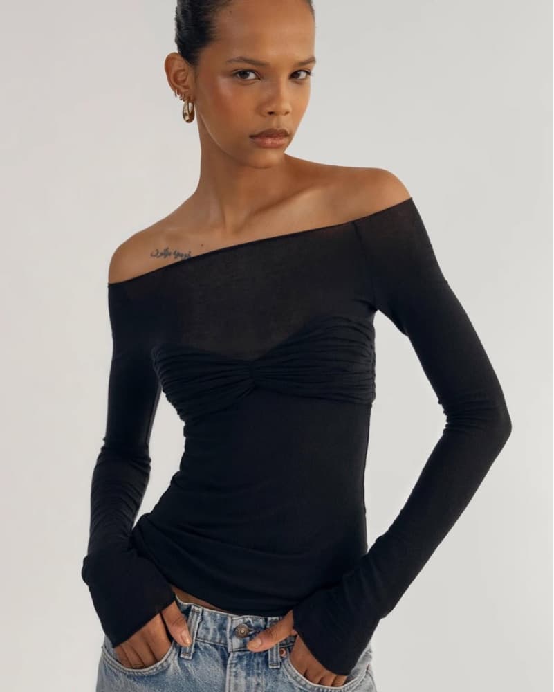 Orseund Iris La Sirena Top (in Navy) - Image 1