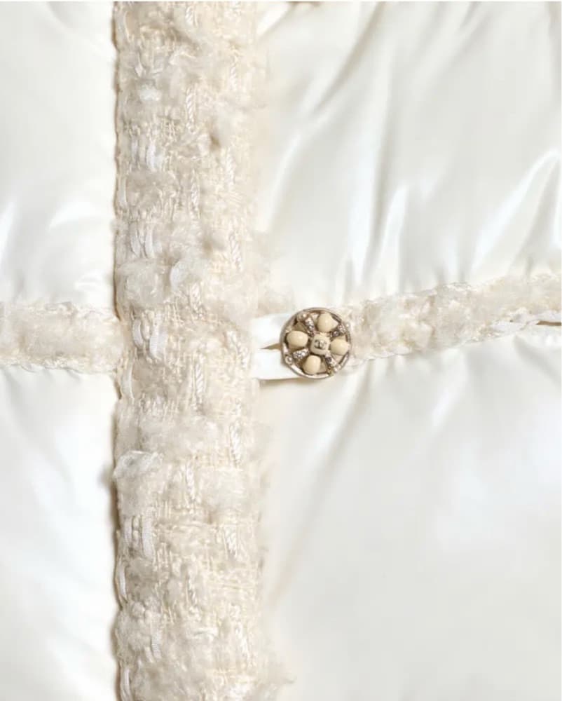 vintage Chanel White Puffer Jacket  - Image 4