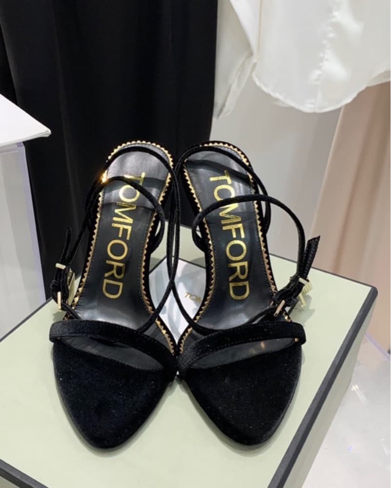 Tom Ford Black Velvet Padlock Heels 7.5 - Image 3