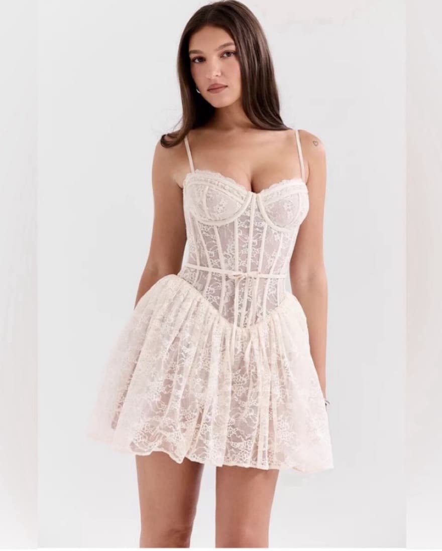 HOUSE OF CB Louisa Vintage Cream Lace S - Image 1