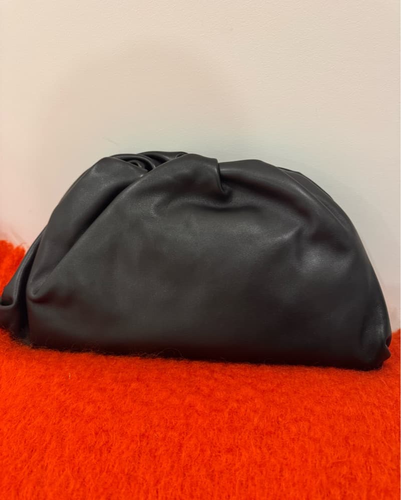 Black Bottega Veneta pouch - Image 2