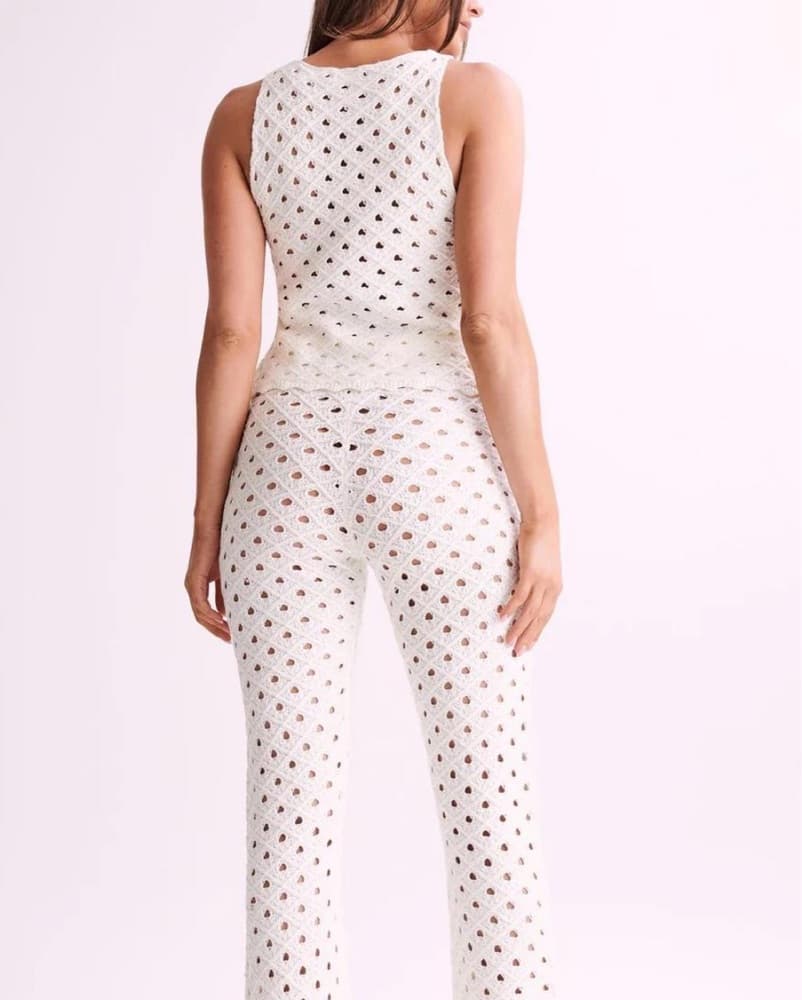 Chic Dotted Crochet Set - Image 3