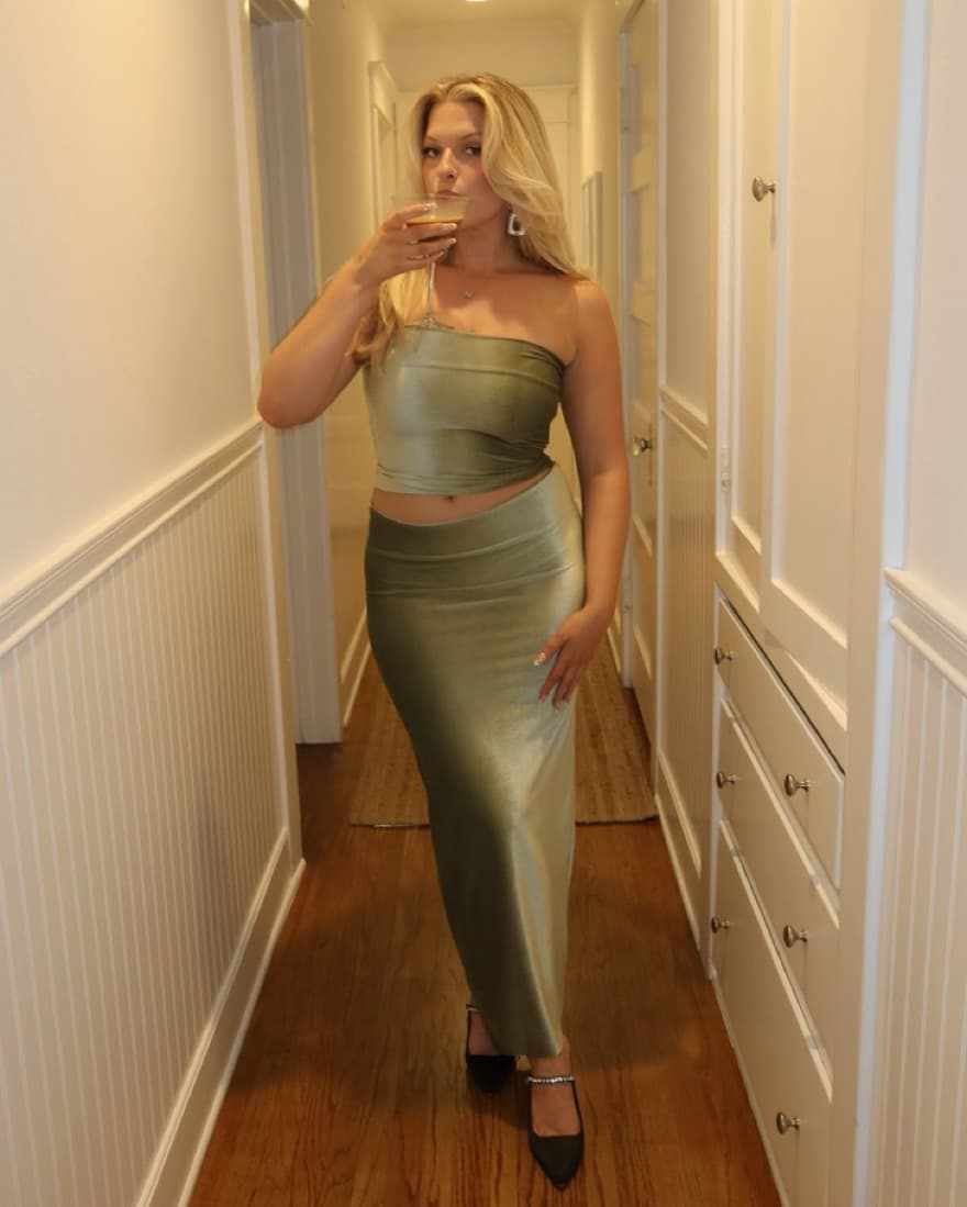 7th & York Matching Olive Green Set - Image 2