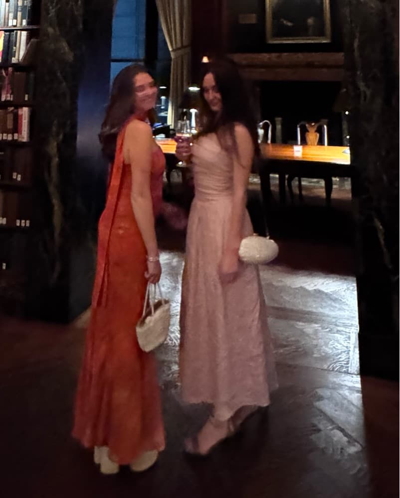 Elegant Soft Pink Midi Dress - Image 4