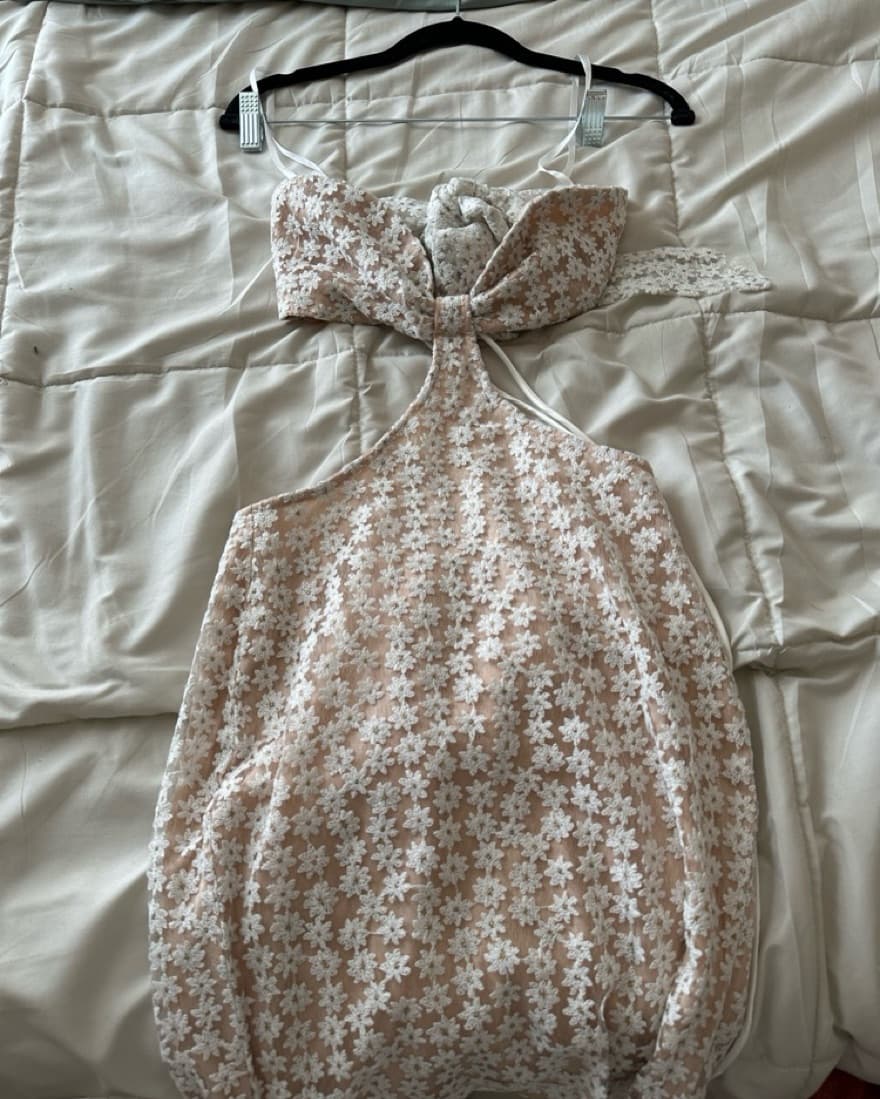 Selfie Leslie Cut Out Dress - Image 3