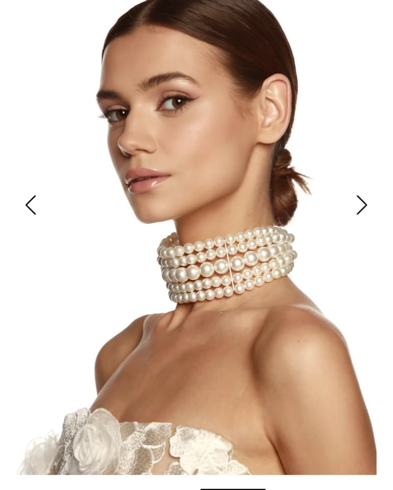 Bronx And Banco 5 String Pearl Choker  - Image 1