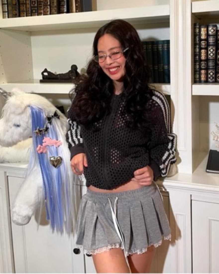 Lsoul Cozy Hooded Crop Top and Shorts matching Set as seen on Jennie - Image 2
