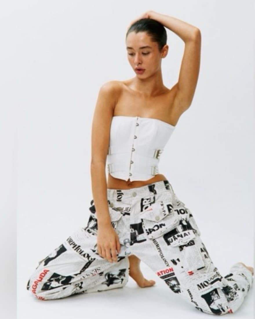 With Jéan cargo pants newspaper print - Image 3