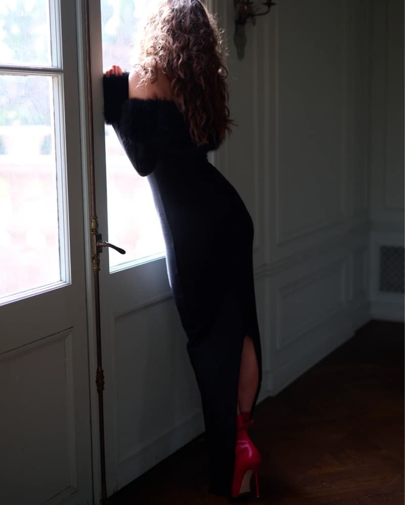 Selkie Caviar Anastasia Dress In Black - Image 5