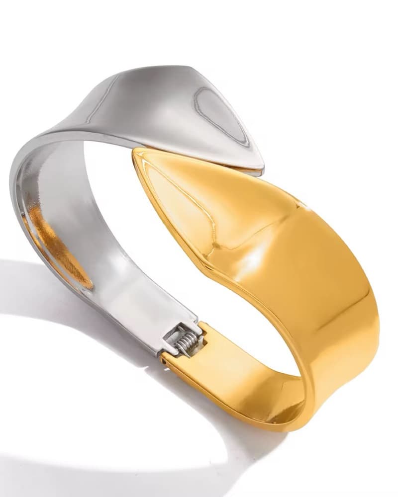Chic Metallic Contrast Cuff Bracelet - Image 4
