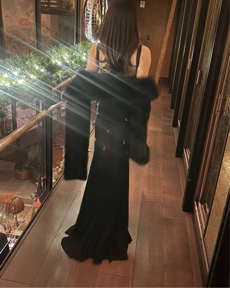 Long Faux Fur Black Boa Shawl - Image 2