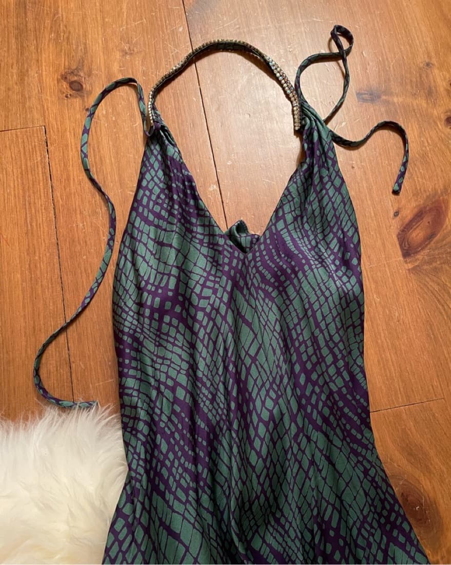 00s SILK MIDI DRESS W CRYSTAL COLLAR - Image 3