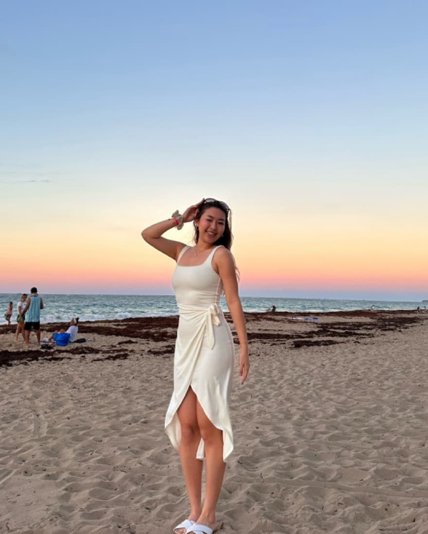 white aritzia midi dress  - Image 2