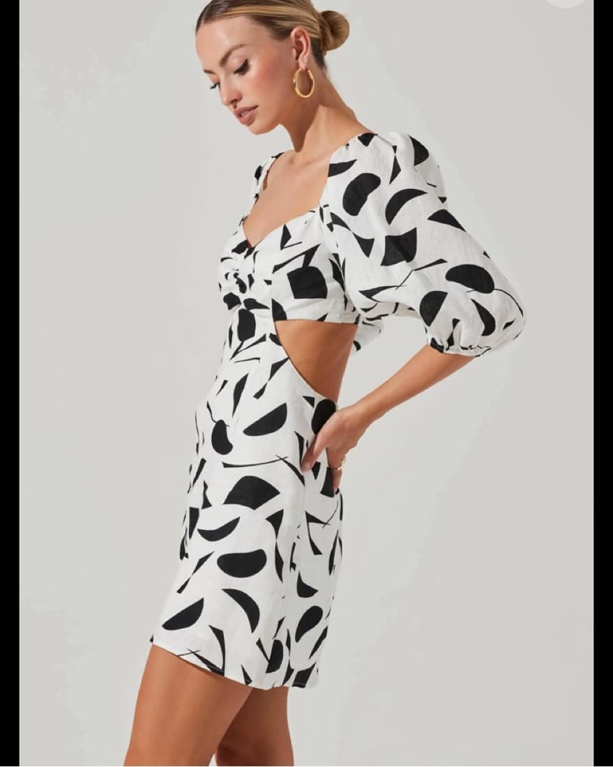 Astr The Label Linen Cut Out Dress - Image 1