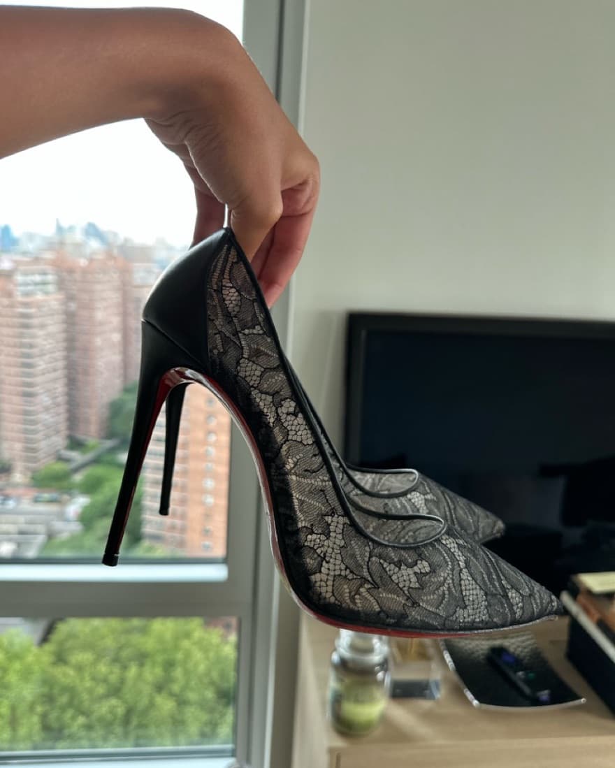 Christian Louboutin ブラック レース ミュール　38 Christian Louboutin Black Lace Heel by Christian Louboutin | Pickle