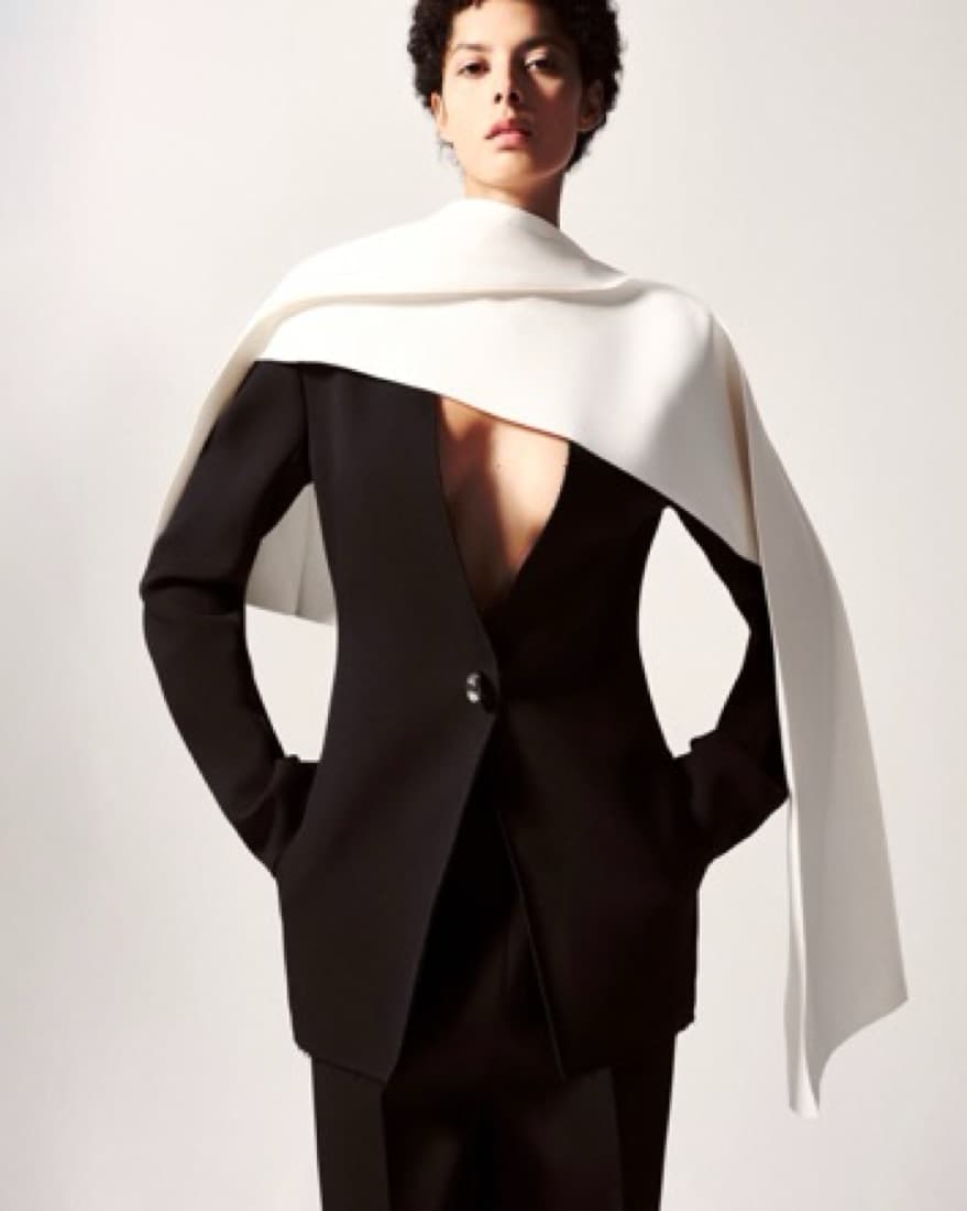 Chats By Cdam Mika Blazer Set  - Image 3