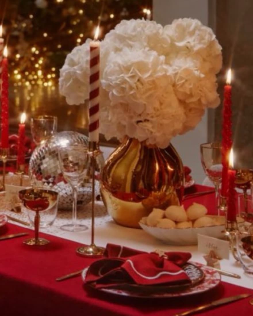Holiday Tablescape Cherry - Image 1