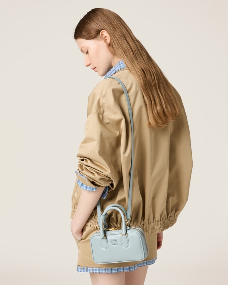 Miu Miu Arcadie Mini Handbad Lake Blue - Image 3