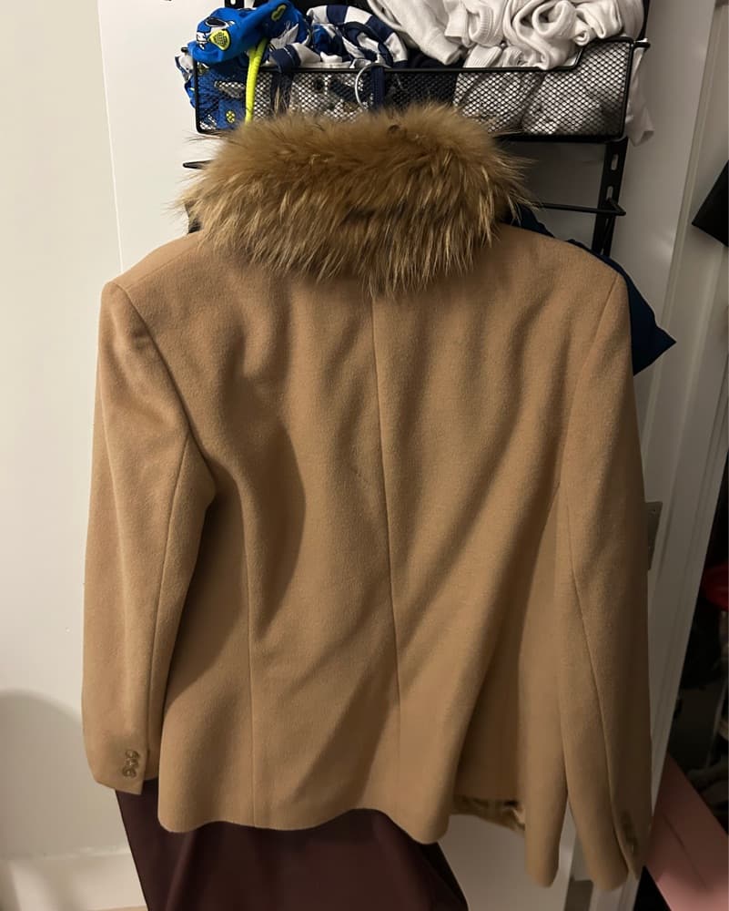 Real Fur Collar Tan Jacket Vintage - Image 3