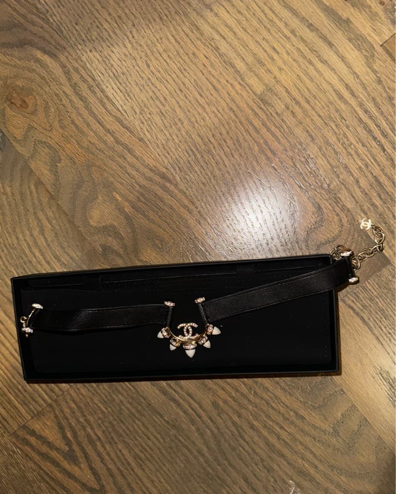 RARE Chanel spiked Leather Choker  - Image 5